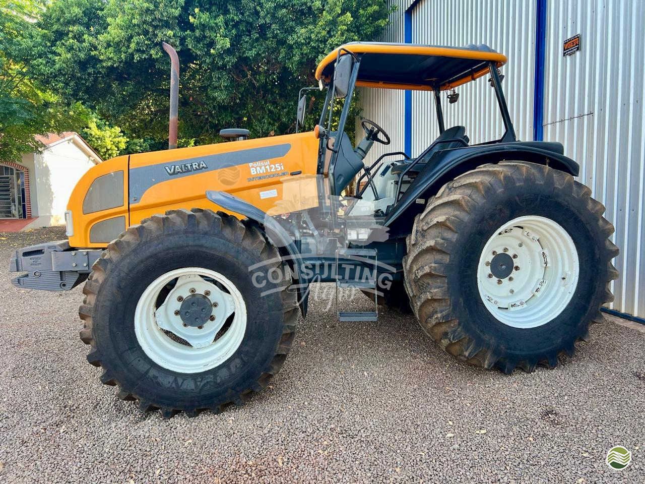 TRATOR VALTRA VALTRA BM 125 Tração 4x4 Consulting Agro ITUVERAVA SÃO PAULO SP